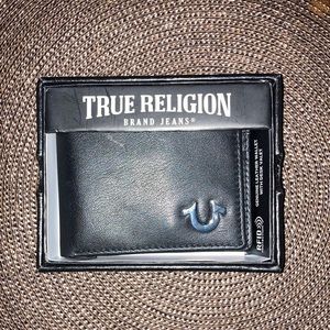 True religion wallet black w cool case